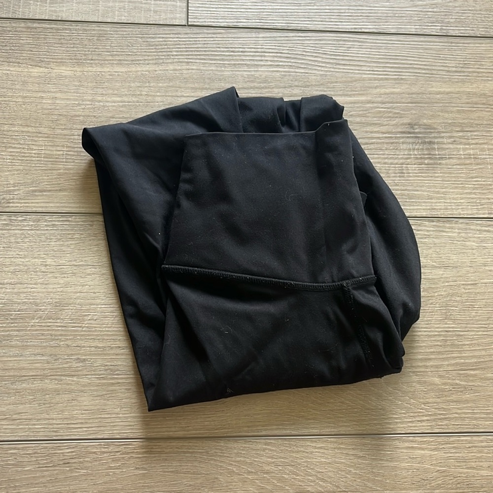 black leggings